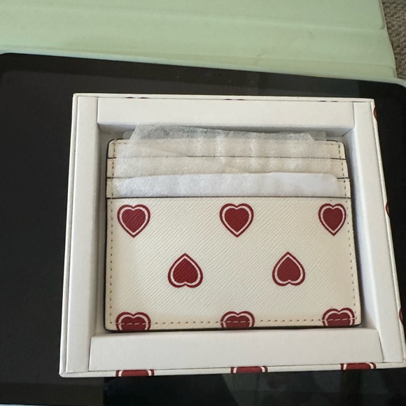 Kate Spade Madison Heartfelt Geo Cream & Red Card Holder New in Box - Picture 15 of 16